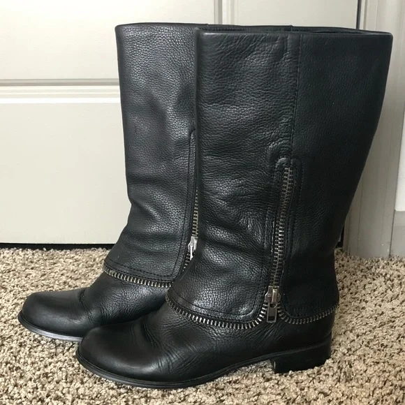 🎉 Leather Boots 🎉 - Picture 2 of 13